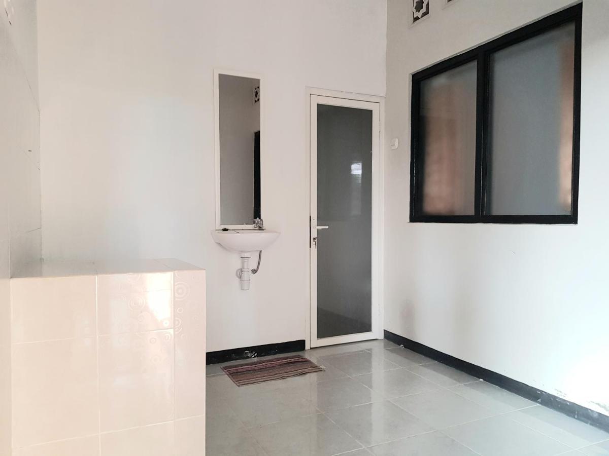 Villetta House Syariah Kudus Exterior foto